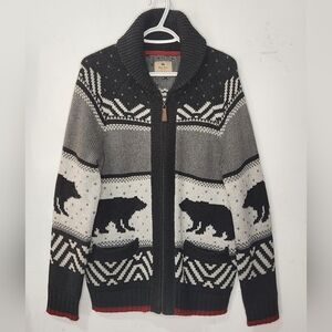 Wind River Warm wool sweater with front zipper (M)